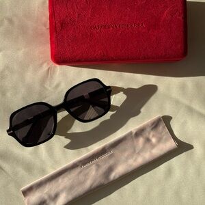 Carolina Herrera Black Sunglasses with Case & Cloth NWOT